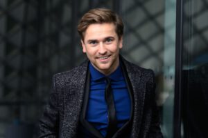 Jim Förster - Show Artist Actor und Akrobatik Trainer Stuntman