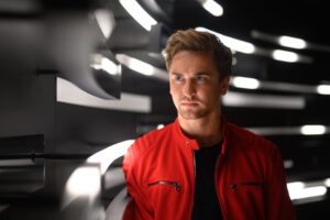 Jim Förster - Show Artist Actor und Akrobatik Trainer Stuntman