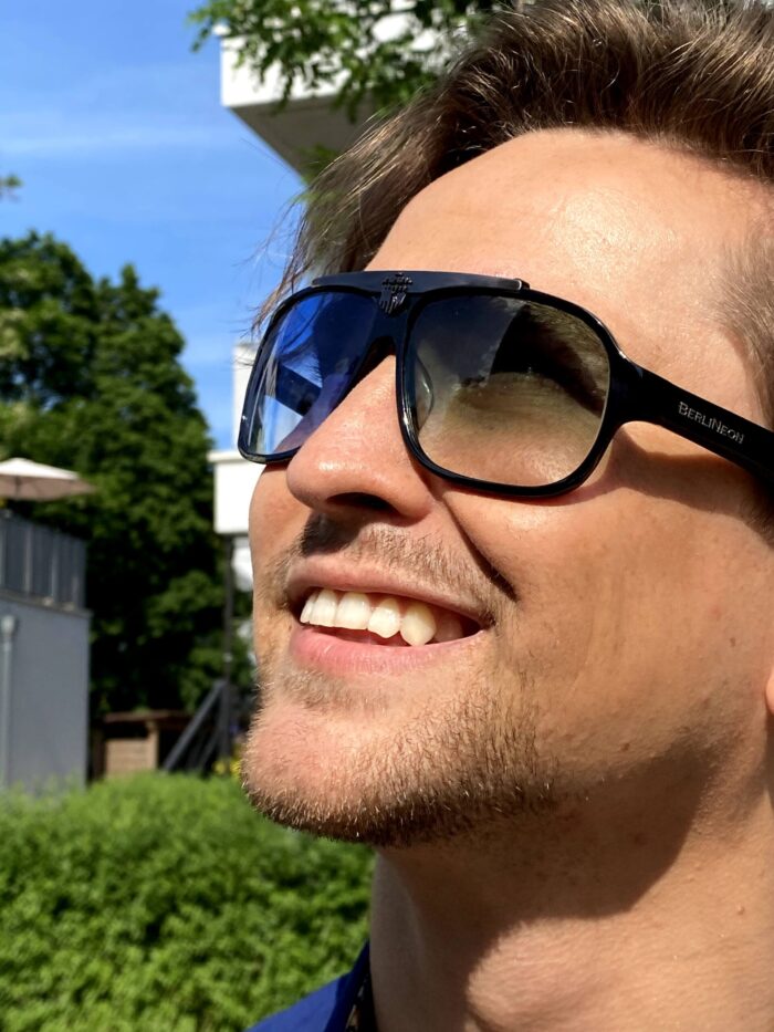 BERLINEON Eyewear stereo color effect glasses made in berlin