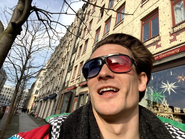 BERLINEON Eyewear stereo color effect glasses made in berlin